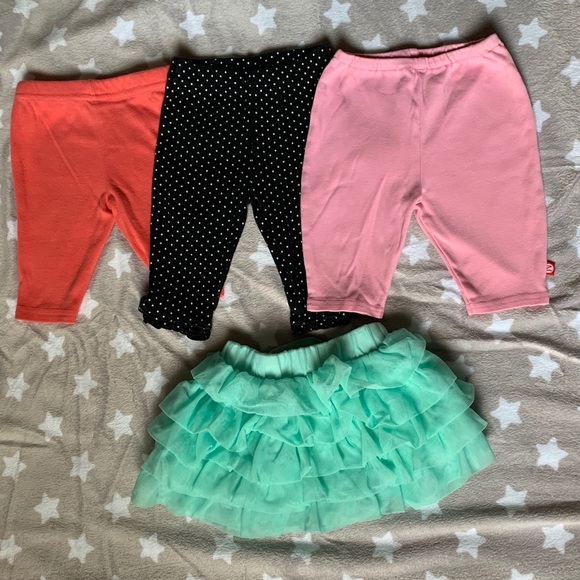 SOLD Three baby outfits - Picture 7 of 9